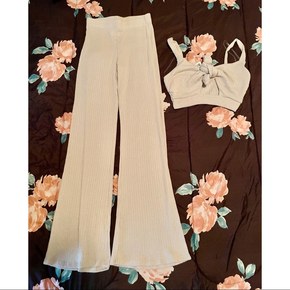 NWT Two piece set of pants and crop top